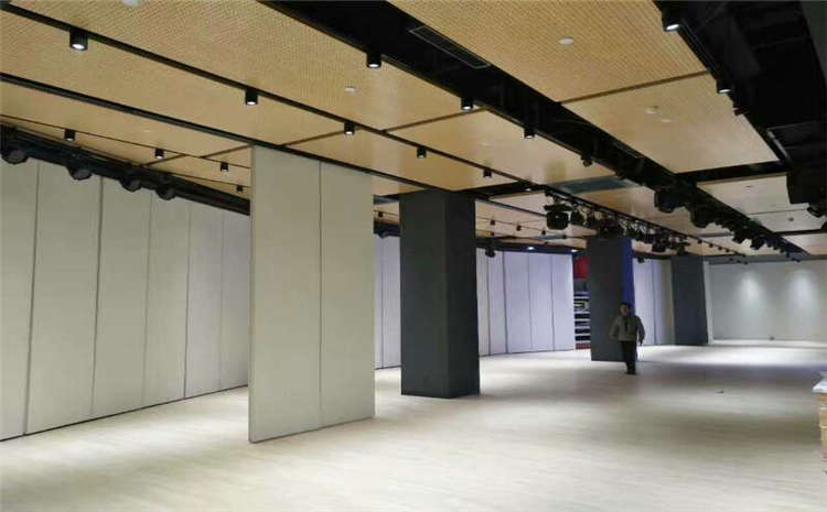 橡膠木舞臺(tái)實(shí)木地板品牌廠家