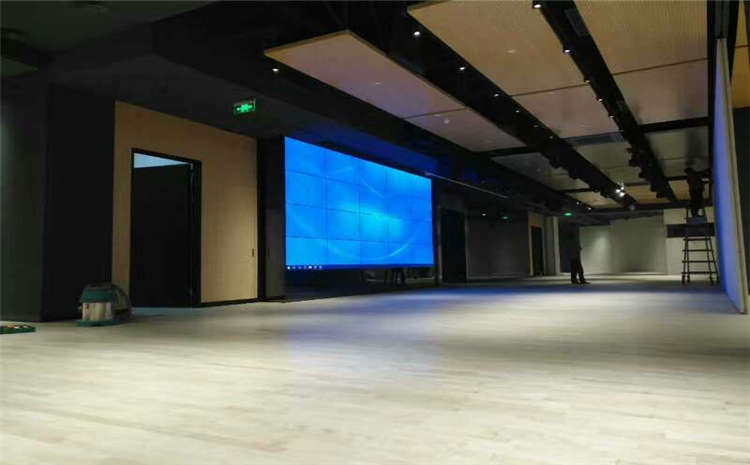 指接板運(yùn)動(dòng)籃球地板價(jià)格是多少錢？