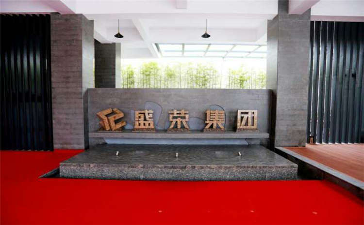 橡膠木運動籃球地板結(jié)構(gòu)