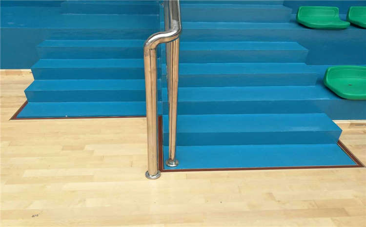 楓樺木籃球場木地板一般多少錢？