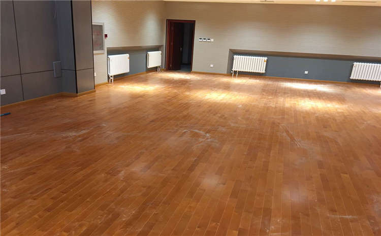 學(xué)校羽毛球館木地板結(jié)構(gòu)