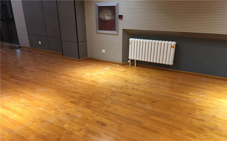 指接板舞臺(tái)運(yùn)動(dòng)木地板報(bào)價(jià)