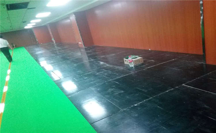 22厚NBA籃球場(chǎng)木地板每平米價(jià)格