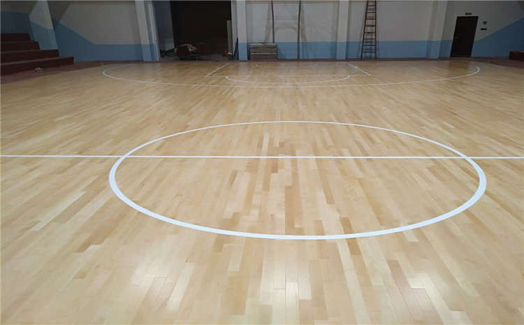 主輔龍骨結構體育木地板廠家去哪找？