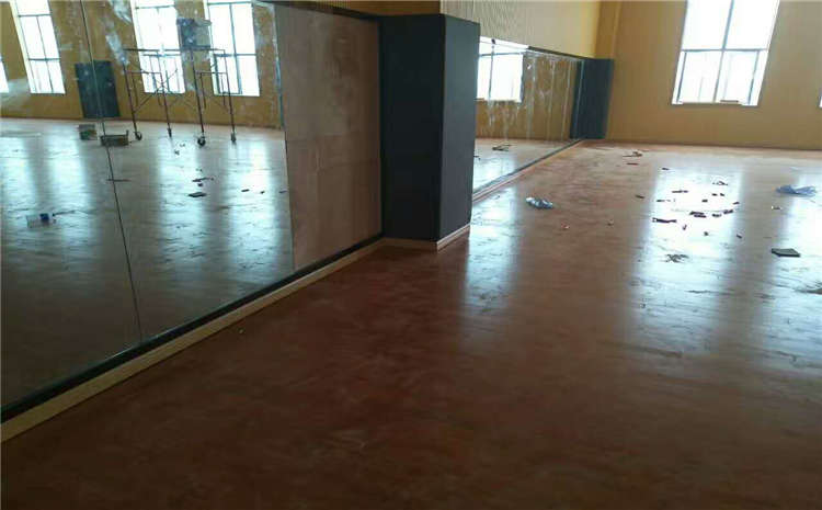 硬木企口舞臺(tái)木地板怎么保養(yǎng)？