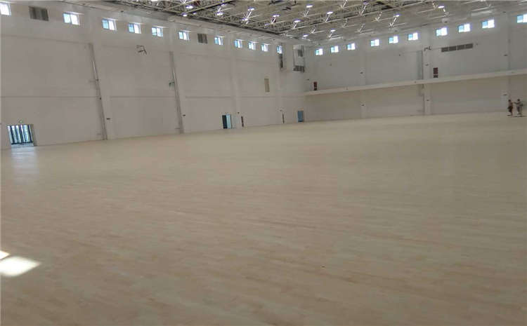 江蘇室內(nèi)運(yùn)動(dòng)木地板施工方案