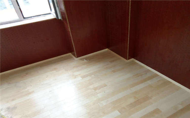 怎么翻新?楓木實(shí)木運(yùn)動地板