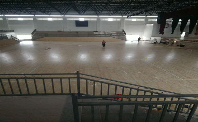 柞木木地板籃球館價(jià)格