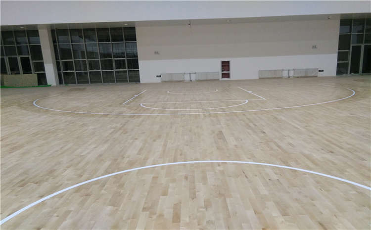 專業(yè)的籃球館木地板怎么維修？