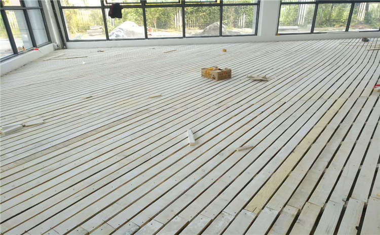 運動木地板生產(chǎn)廠商聯(lián)系方式