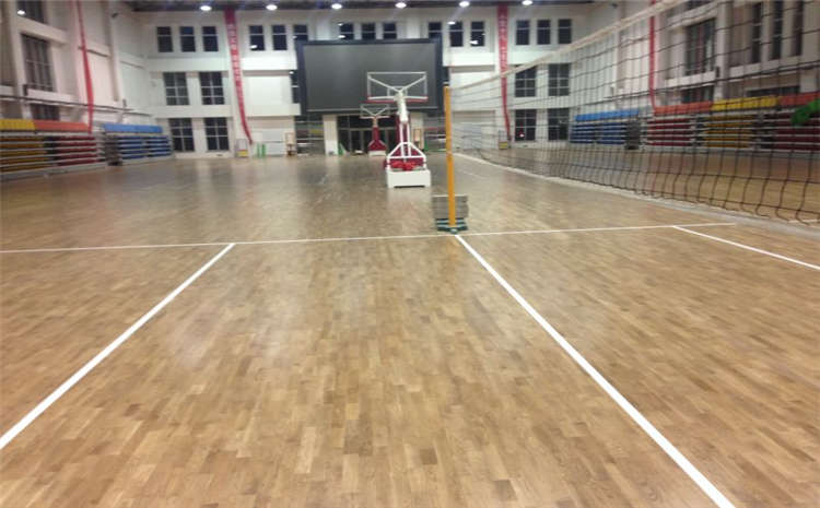 楓樺木籃球場(chǎng)地木地板每平米價(jià)格