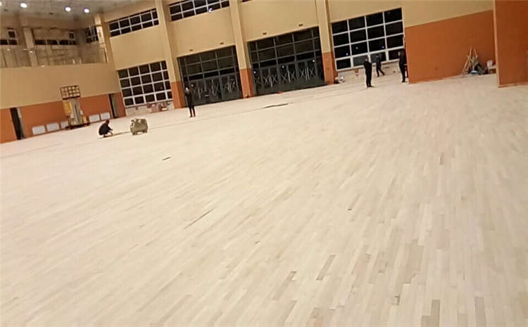 22厚體育運動地板造價