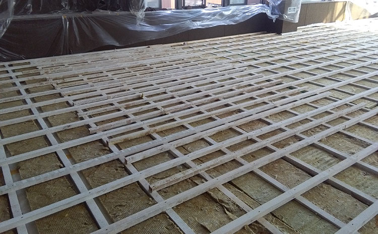 學(xué)校排球館木地板怎么保養(yǎng)？