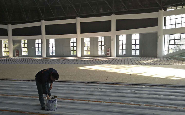 河南安裝運(yùn)動(dòng)木地板材料廠家