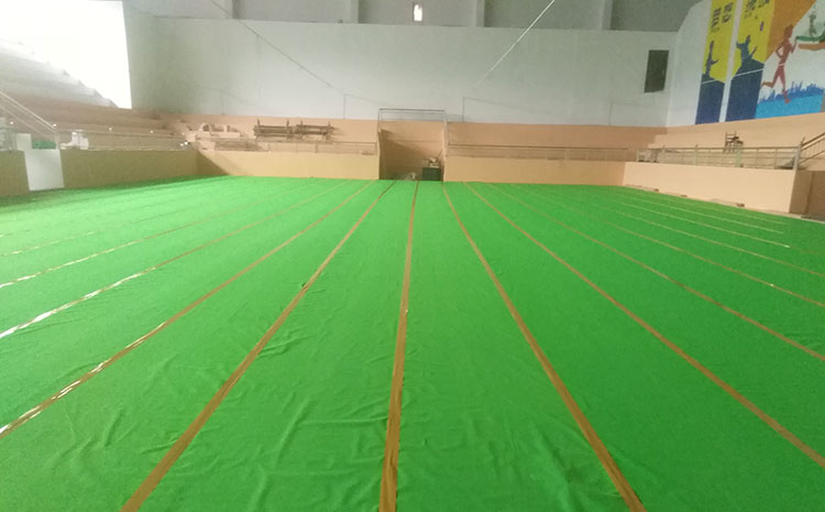 楓樺木體育運動地板哪個牌子好？