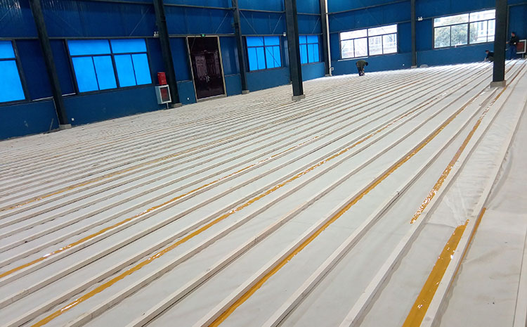 拼接板運(yùn)動(dòng)體育地板翻新施工