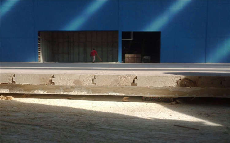 橡膠木NBA籃球場木地板廠**哪**好？