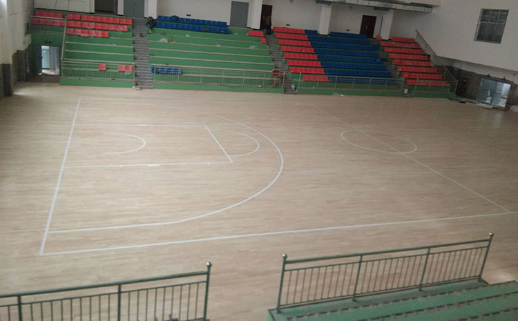 **的籃球館木地板生產(chǎn)廠**