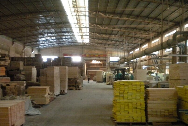 實(shí)木運(yùn)動(dòng)地板工廠