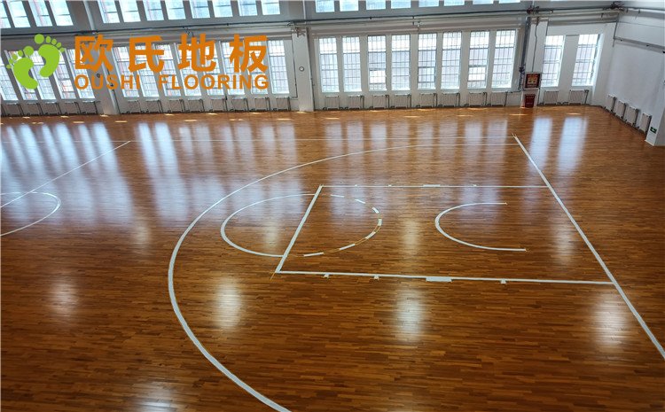 烏魯木齊市烏蘇市南區(qū)第二中學(xué)體育館木地板項(xiàng)目——?dú)W氏實(shí)木運(yùn)動(dòng)地板