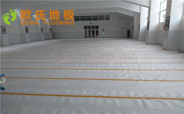 云南省紅河州個(gè)舊市綠春小學(xué)體育館木地板項(xiàng)目——?dú)W氏實(shí)木運(yùn)動(dòng)地板